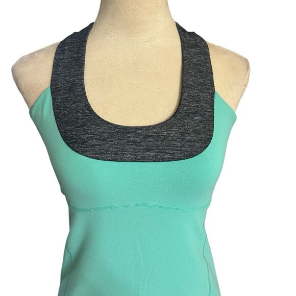 Lululemon No Limits Green Black Built In Sport Bra Racerback Tank Top Size 6 - Picture 2 of 7